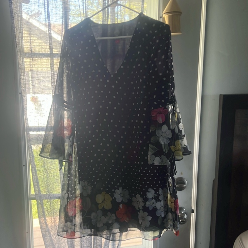 Women’s dress